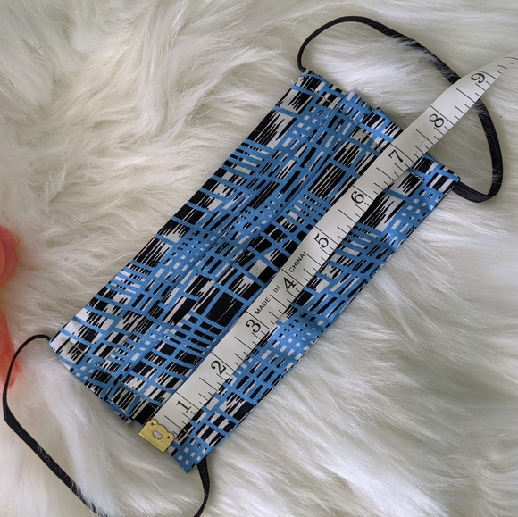 Two Face Masks - Blue - Picture 4 of 5